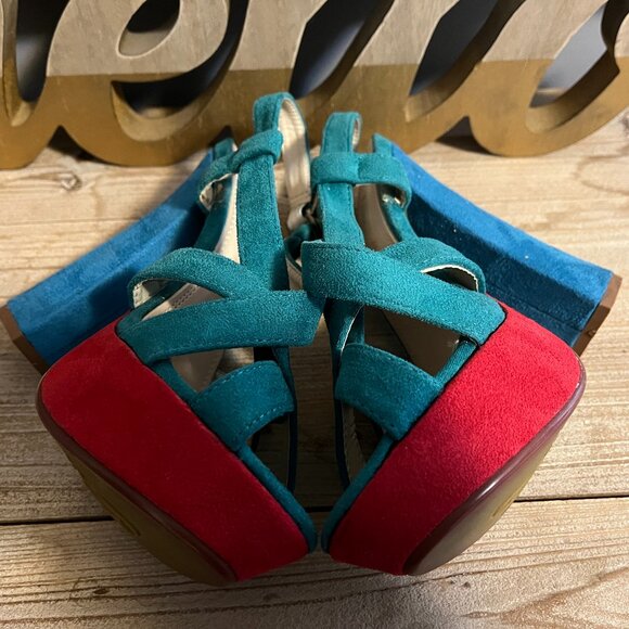 VIA GIULIA Three Tone Strappy Chunky  Heel Sandals - Picture 12 of 13